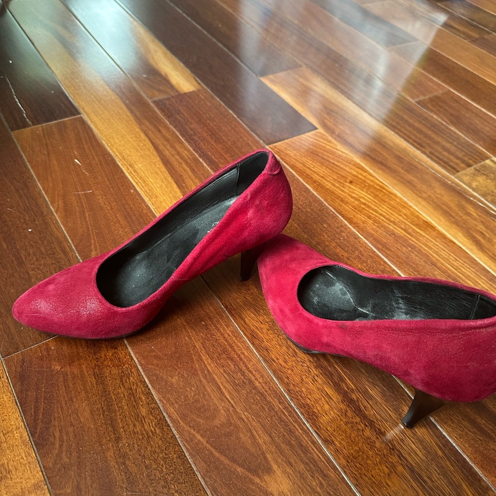 Zita Maria Red Suede Pumps